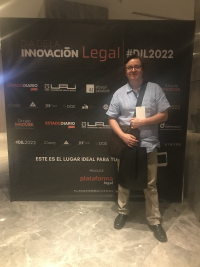 Profesor Alberto Merino participa en encuentro sobre Innovación Legal